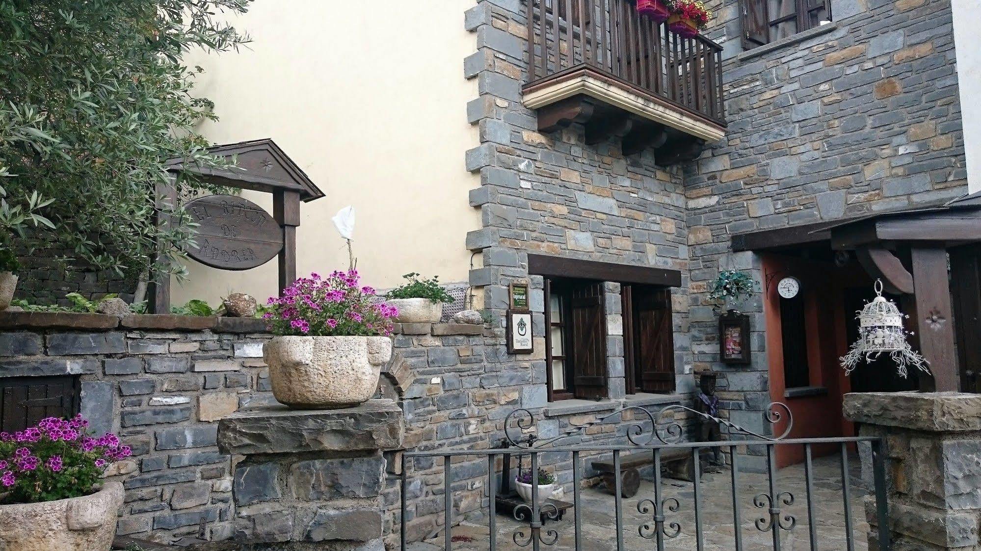 El Rincon De Andrea Apartamentos Biescas  Exterior foto